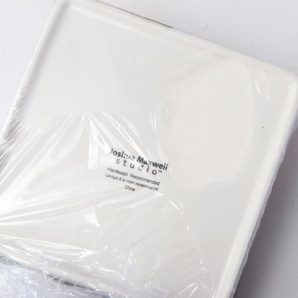 Joshua Maxwell Studio Christmas Napkin Holder Ceramic Holiday Festive Holly Red - Picture 4 of 6